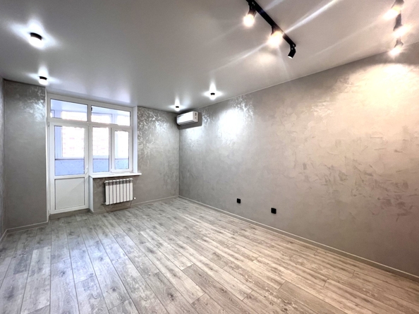 
  Продается 1-комн. квартира, 42 м², Берберовская ул, д. 8
. Фото 1.