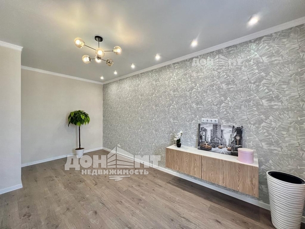
  Продается 2-комн. квартира, 40 м², Жмайлова ул, д. 19а
. Фото 9.