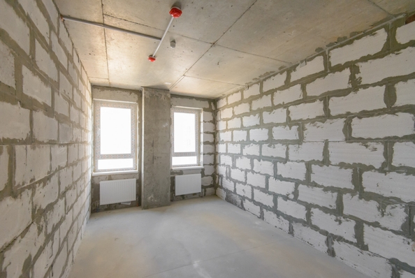 
  Продается 4-комн. квартира, 112 м², Ларина ул, д. 45
. Фото 3.