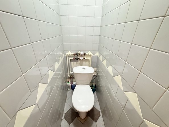 
  Продается 3-комн. квартира, 63 м², Закруткина ул, д. 30
. Фото 7.
