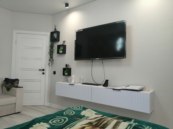 
  Продается 1-комн. квартира, 32 м², 40-летия Победы пр-кт, д. 111
. Фото 2.