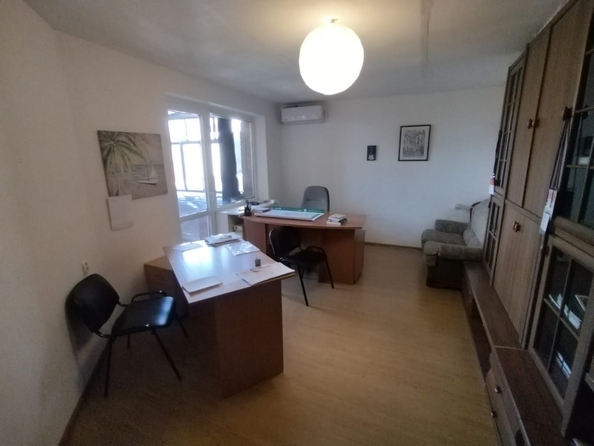 
  Продается 2-комн. квартира, 47 м², Чехова пр-кт, д. 6/8
. Фото 7.