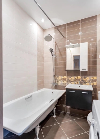 
  Продается 2-комн. квартира, 60 м², Доломановский пер, д. 116
. Фото 11.