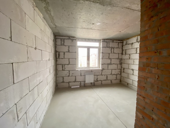 
  Продается 3-комн. квартира, 100 м², 40-летия Победы пр-кт, д. 63
. Фото 6.