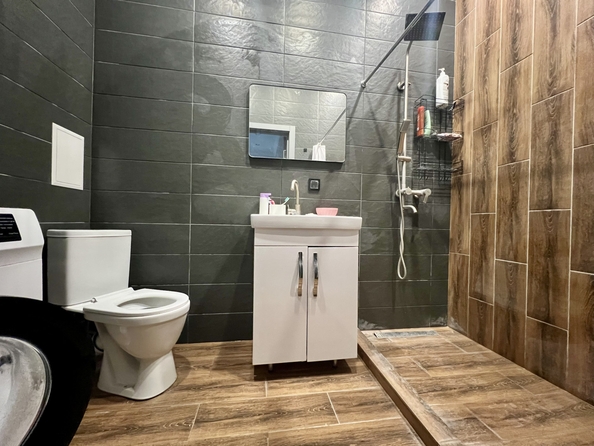 
  Продается 2-комн. квартира, 60 м², Строителей ул, д. 9
. Фото 5.