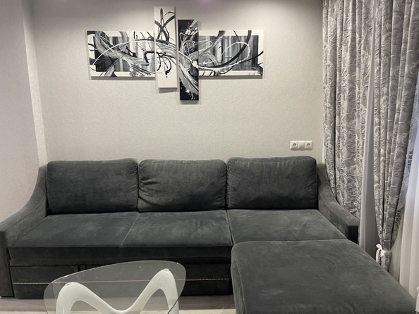 
  Продается 2-комн. квартира, 56 м², Тружеников ул, д. 80
. Фото 6.