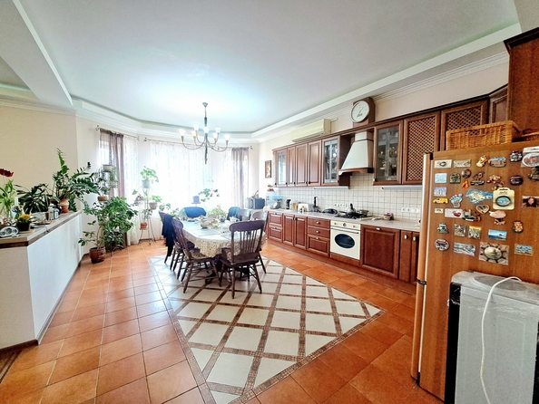 
  Продается дом, 403 м², Ростов-на-Дону
. Фото 5.