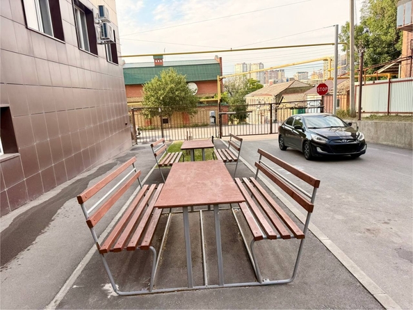 
  Продается 1-комн. квартира, 42 м², Вагулевского ул, д. 37
. Фото 10.