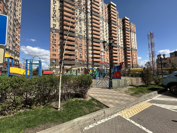 
  Продается 2-комн. квартира, 60 м², Богданова ул, д. 85/75
. Фото 15.
