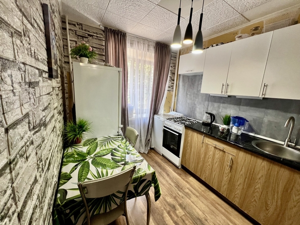 
  Продается 1-комн. квартира, 32 м², Доломановский пер, д. 101
. Фото 1.