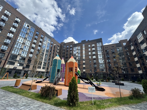 
  Продается 2-комн. квартира, 59 м², 40-летия Победы пр-кт, д. 111
. Фото 4.