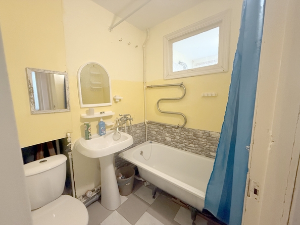 
  Продается 1-комн. квартира, 32 м², Литвинова ул, д. 8
. Фото 9.