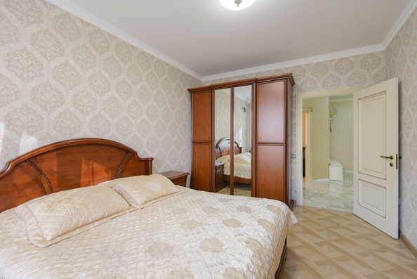 
  Продается 3-комн. квартира, 80 м², Береговая ул, д. 117
. Фото 6.