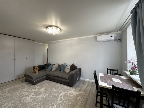 
  Продается 3-комн. квартира, 60 м², Книжная ул, д. 175
. Фото 5.