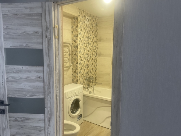 
  Продается 2-комн. квартира, 64 м², 11-я улица ул, д. 53
. Фото 3.