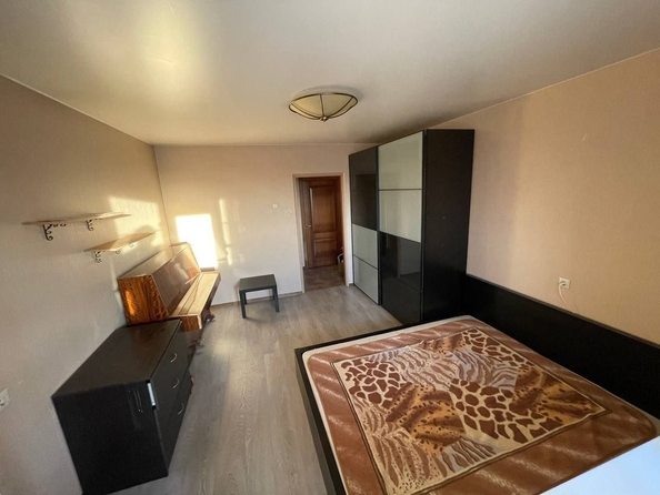 
  Продается 1-комн. квартира, 42 м², 1-я Круговая ул, д. 91
. Фото 2.
