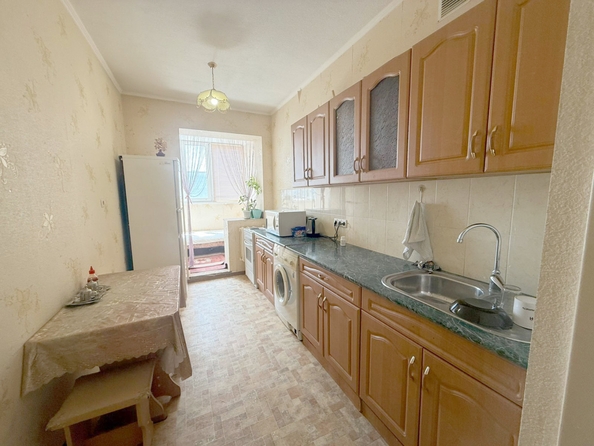 
  Продается 1-комн. квартира, 40 м², Жмайлова ул, д. 4
. Фото 2.