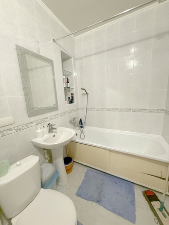 
  Продается 1-комн. квартира, 40 м², Жмайлова ул, д. 4
. Фото 9.