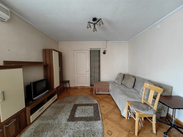 
  Продается 1-комн. квартира, 37 м², Зорге ул, д. 37
. Фото 3.