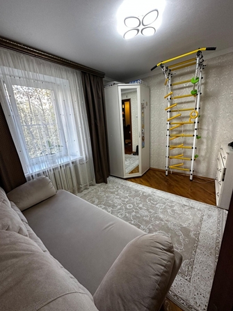 
  Продается 3-комн. квартира, 62 м², Стачки пр-кт, д. 208
. Фото 2.