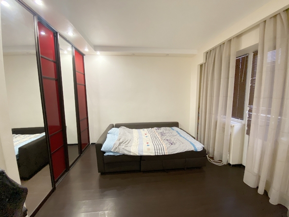 
  Продается 1-комн. квартира, 34.6 м², Русская ул, д. 54
. Фото 2.
