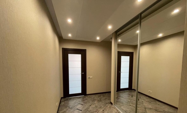 
  Продается 2-комн. квартира, 67.3 м², Зорге ул, д. 11
. Фото 10.