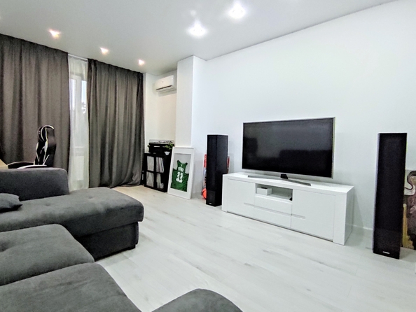 
  Продается 2-комн. квартира, 54.1 м², Таганрогская ул, д. 132
. Фото 1.