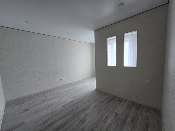 
  Продается 1-комн. квартира, 37 м², Ткачева ул, д. 32/50
. Фото 3.