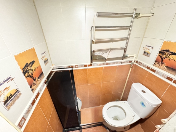 
  Продается 3-комн. квартира, 64.9 м², Чехова пр-кт, д. 74
. Фото 5.