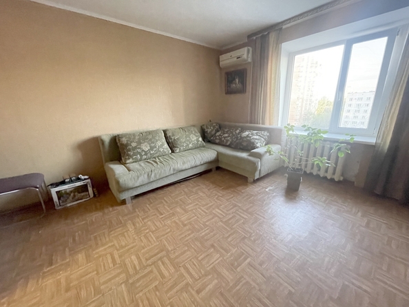 
  Продается 2-комн. квартира, 50 м², Жмайлова ул, д. 3
. Фото 3.