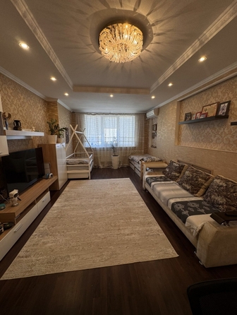 
  Продается 2-комн. квартира, 70 м², Зорге ул, д. 11/2
. Фото 1.