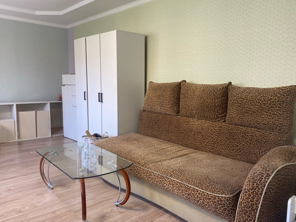 
  Продается 1-комн. квартира, 37.5 м², Кручинина ул, д. 90
. Фото 1.
