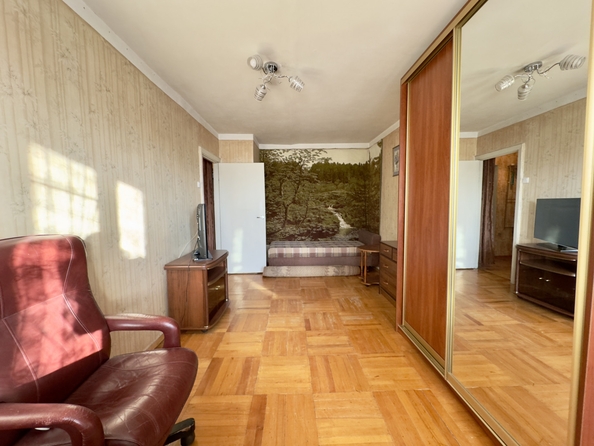 
  Продается 3-комн. квартира, 62 м², 40-летия Победы пр-кт, д. 69
. Фото 4.