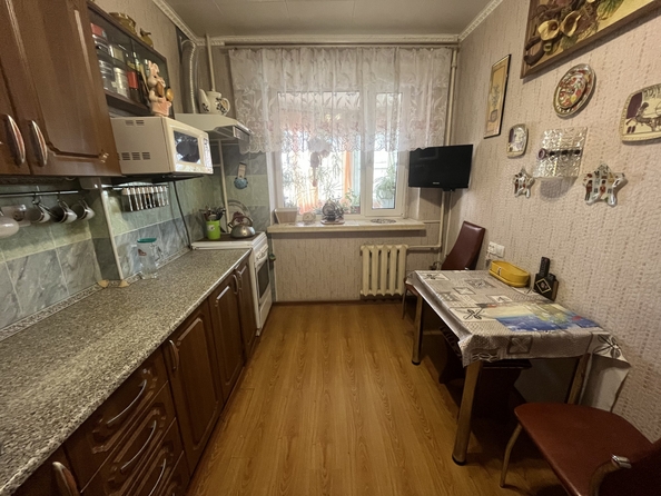 
  Продается 1-комн. квартира, 42 м², Малиновского ул, д. 76
. Фото 6.