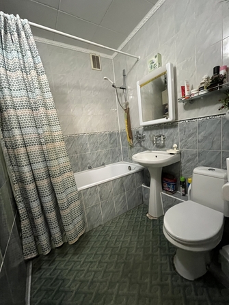 
  Продается 1-комн. квартира, 42 м², Малиновского ул, д. 76
. Фото 7.