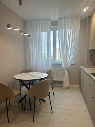 
  Продается 2-комн. квартира, 61 м², Стадионная ул, д. 38
. Фото 2.