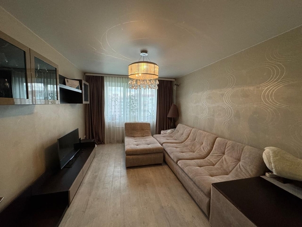 
  Продается 3-комн. квартира, 85 м², Извилистая ул, д. 8а
. Фото 1.