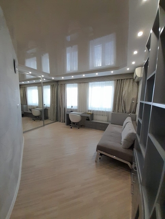 
  Продается 3-комн. квартира, 104 м², Петрашевского ул, д. 36
. Фото 6.