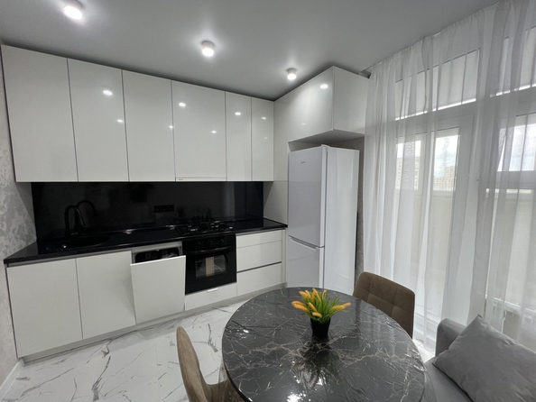 
  Продается 1-комн. квартира, 38.5 м², 40-летия Победы пр-кт, д. 111
. Фото 1.