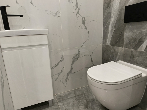 
  Продается 3-комн. квартира, 82 м², 26-я линия ул, д. 35/1
. Фото 12.