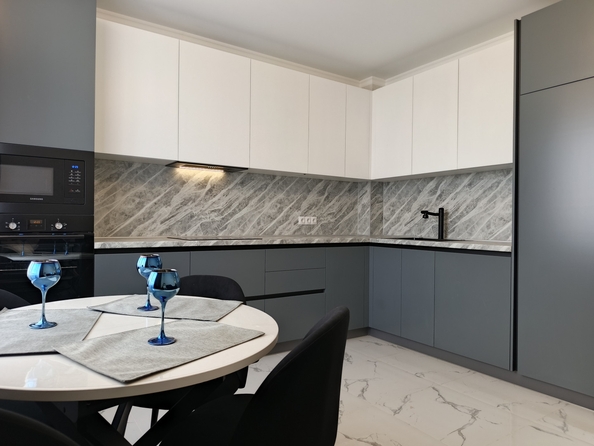 
  Продается 3-комн. квартира, 82 м², 26-я линия ул, д. 35/1
. Фото 30.