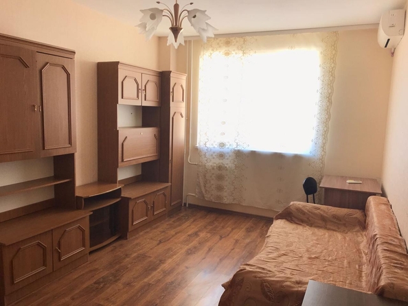 
  Продается 1-комн. квартира, 37.8 м², Стабильная ул, д. 11
. Фото 1.