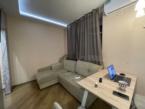 
  Продается 1-комн. квартира, 35 м², Батуринская ул, д. 165
. Фото 5.