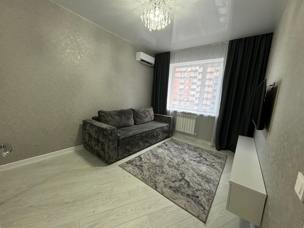 
  Продается 1-комн. квартира, 30 м², Городовикова ул, д. 38
. Фото 3.