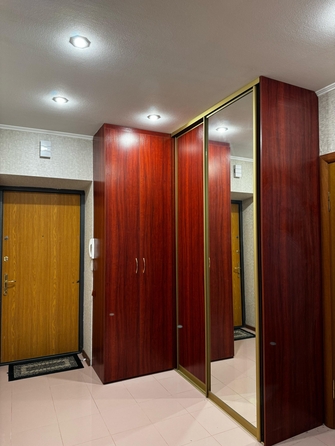 
  Продается 2-комн. квартира, 75 м², Соборный пер, д. 94
. Фото 15.