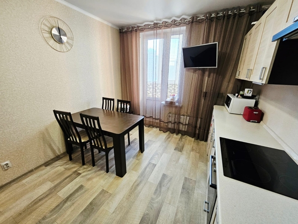 
  Продается 3-комн. квартира, 71 м², Ткачева ул, д. 22
. Фото 3.