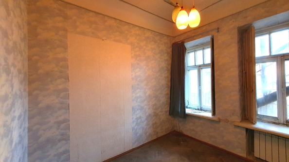 
  Продается 3-комн. квартира, 44 м², Пушкинская ул, д. 105
. Фото 8.