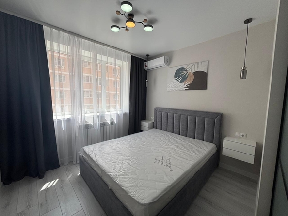 
  Продается 2-комн. квартира, 42 м², Комарова б-р, д. 1
. Фото 4.