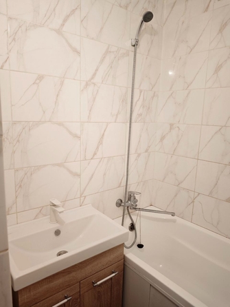 
  Продается 2-комн. квартира, 46 м², Варфоломеева ул, д. 274
. Фото 12.