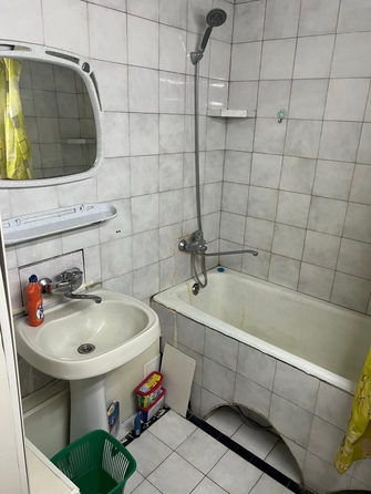 
  Продается 3-комн. квартира, 63.2 м², Космонавтов пр-кт, д. 27/2
. Фото 7.